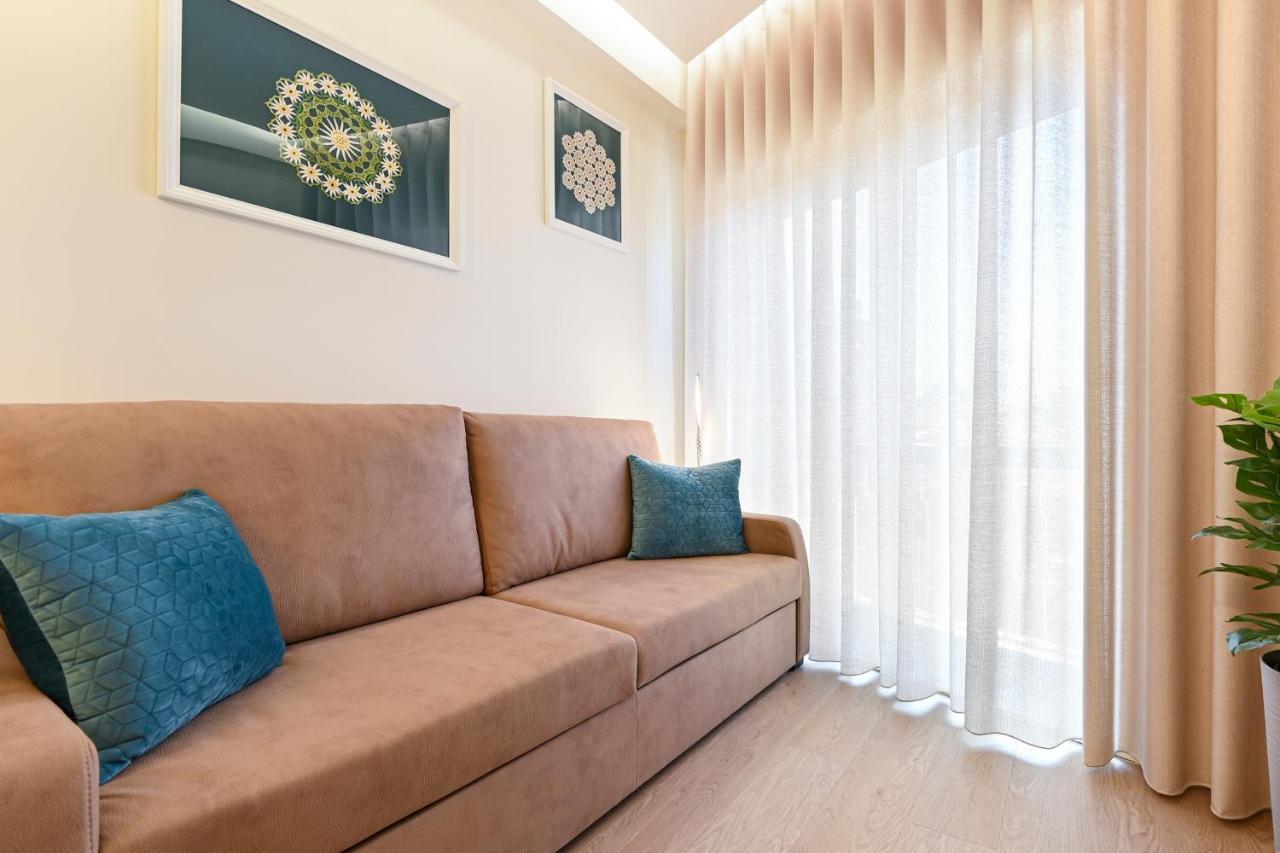 Lapa Flat - By Guest * Oporto
